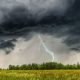 Будьте внимательны! В Свердловской области объявлено штормовое предупреждение!