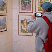 <strong>Выставка работ юных художников из Макеевки «Донбасс – моя любовь» открылась в Екатеринбурге</strong>