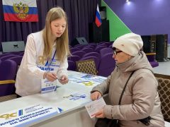 Юные свердловчане получат медали «90 лет Свердловской области»