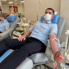 В День защиты детей сотрудники Управления ГИБДД Свердловской области стали донорами крови