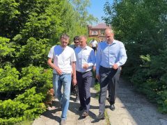 ДЕНИС ПАСЛЕР ОЦЕНИЛ ЭНЕРГИЮ ТАЛИЦКИХ «ЗВЕЗД» И ПОСТАВИЛ ЗАДАЧИ ПО РАЗВИТИЮ ГОРОДА