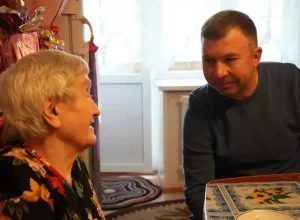 <strong>100 ЛЕТ, КОТОРЫЕ НЕ СЛОМАЛИ</strong>