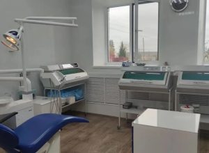 РАНЬШЕ ЗУБЫ ЛЕЧИЛИ ЦИРЮЛЬНИКИ…