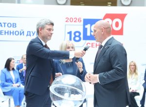 <strong>«Единая Россия» — первая в бюллетене: результат честной жеребьёвки</strong>